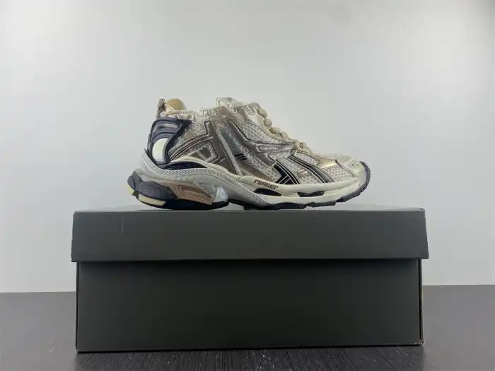 Reps LY BLCG RUNNER SNEAKER 677403 W3RN1 1125