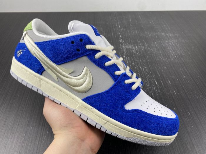 TB Nike SB Dunk Low Pro Fly Streetwear DQ5130-400