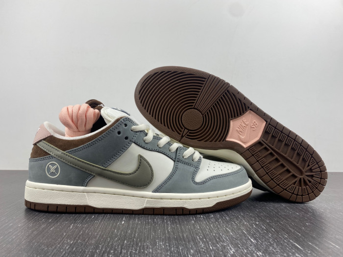 TB Yuto Horigome x Nike SB Dunk Low FQ1180-001