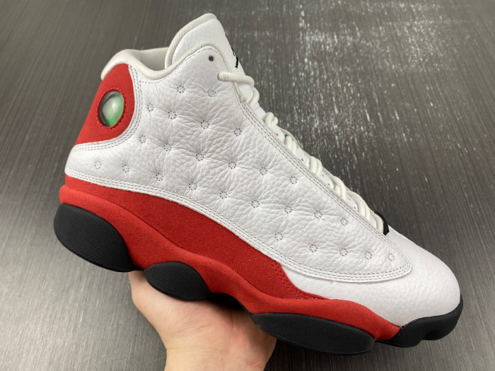 KICKWHO Jordan 13 Retro OG Chicago (2017) 414571-122