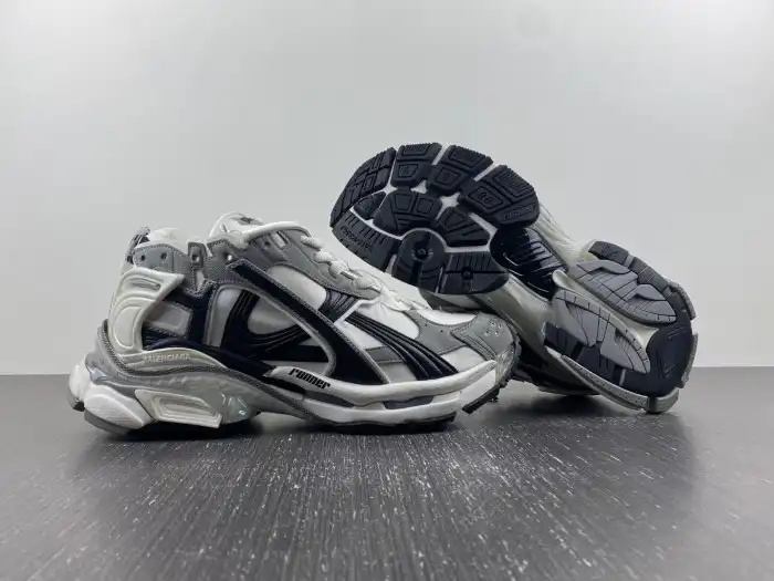 Rep LY BLCG RUNNER SNEAKER 772774 W3RNY 9012