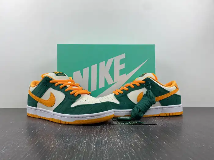 Reps LY Nike SB Dunk Low Legion Pine Kumquat 304292-383