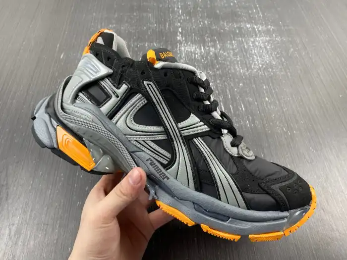 Rep LY BLCG RUNNER SNEAKER 772774 W3RNY 4018