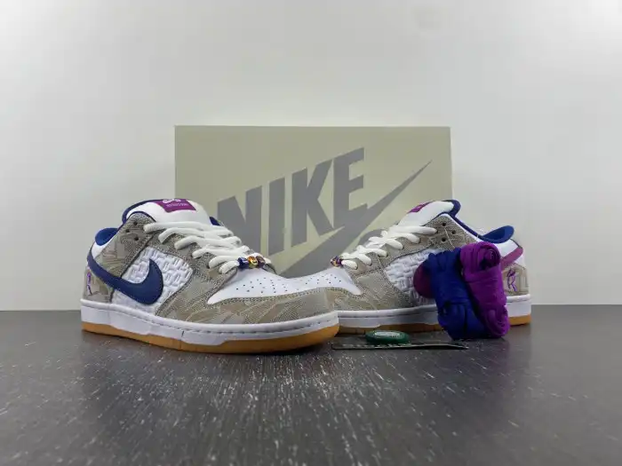 Bmlin Rayssa Leal x Nike SB Dunk Low FZ5251-001