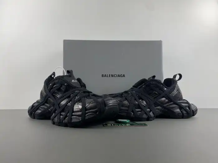 Cheap LY BLCG 3XL SNEAKER 778698 W3XLL 0125