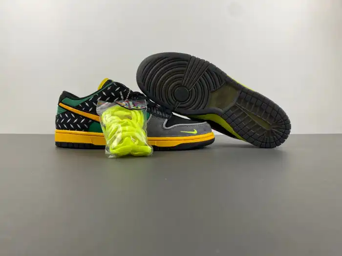 Reps LY Division Street x Nike Dunk Low What The Duck (Home) HV1454-001