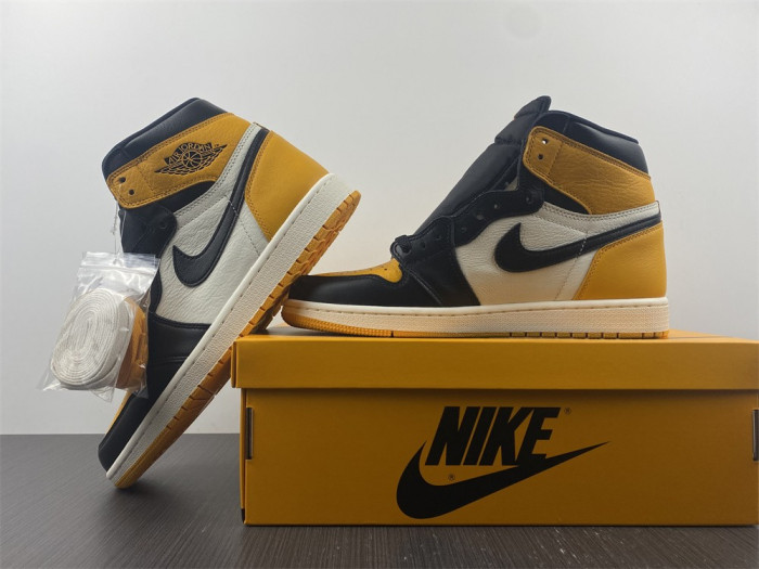 TB Air Jordan 1 High OG Yellow Toe 555088-711