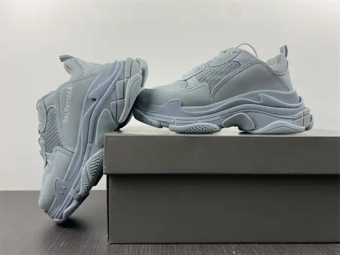 Reps LY BLCG TRIPLE S SNEAKER 524039 W2FW1 4700