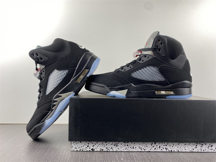 TB Jordan 5 Retro Black Metallic (2016) 845035-003