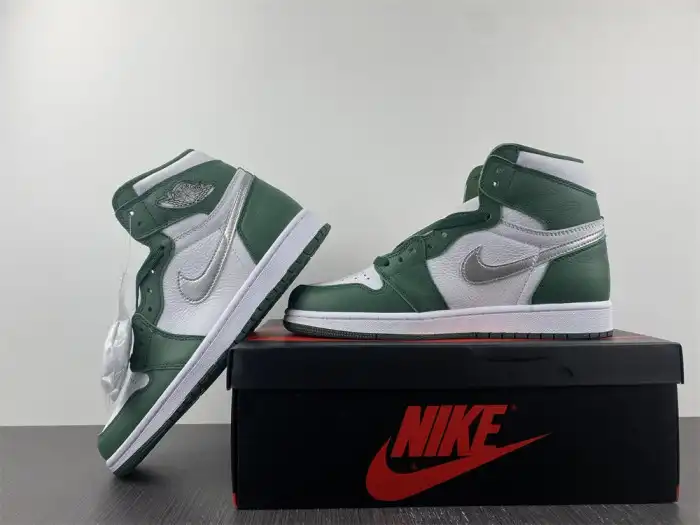 Kicked Out Shoe Store Air Jordan 1 High OG Gorge Green DZ5485-303