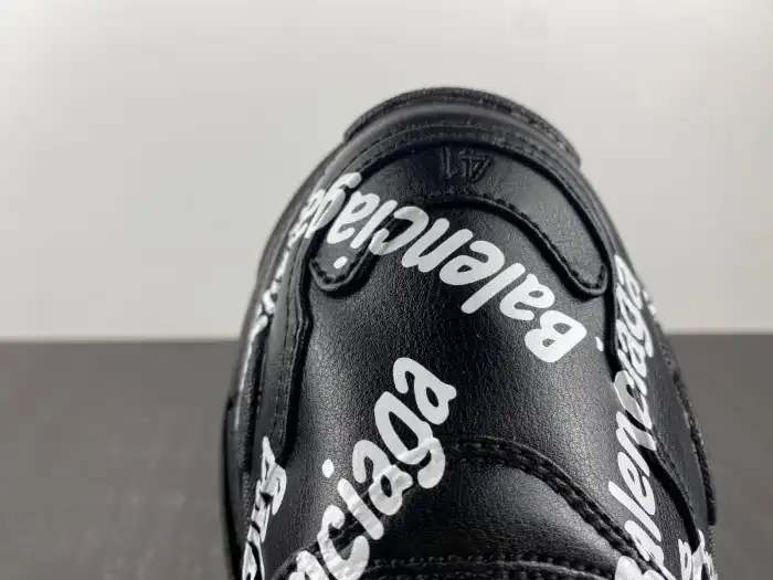 Reps LY BLCG TRIPLE S SNEAKER 536737 W2FAB 1090