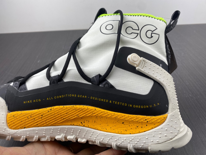 TB Nike ACG Terra Antarktik GORE-TEX Summit White BV6348-100