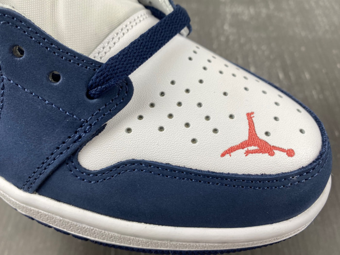 TB Jordan 1 Low SB Midnight Navy CJ7891-400