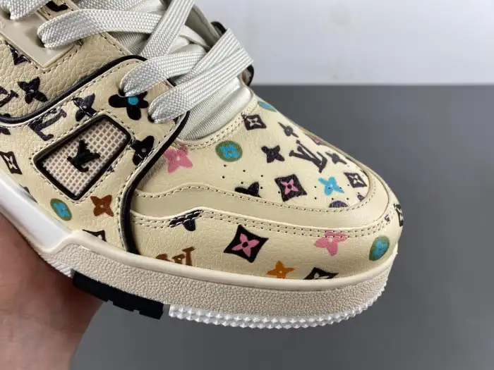 Cheap LY LV TRAINER SNEAKER 24072201