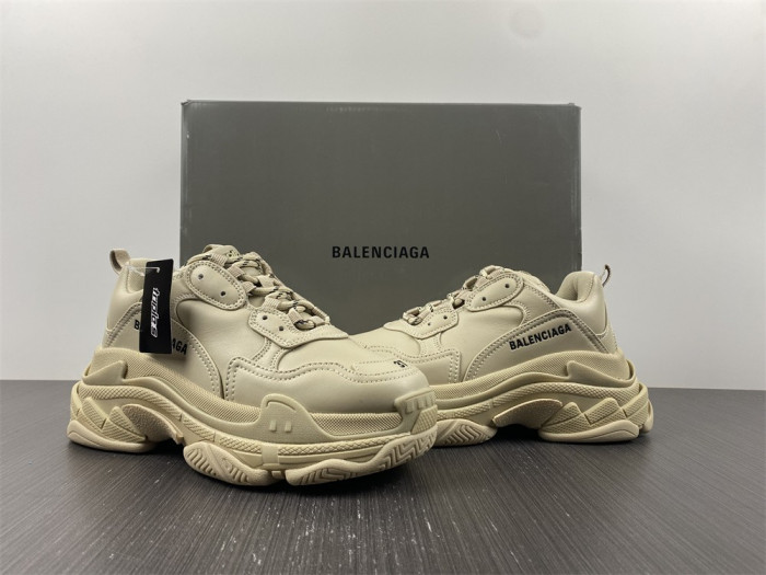 TB BLCG TRIPLE S SNEAKER 536737 W2FW1 4561