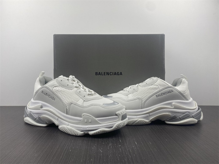 KICKWHO BLCG TRIPLE S SNEAKER 536737 W2F54 1200