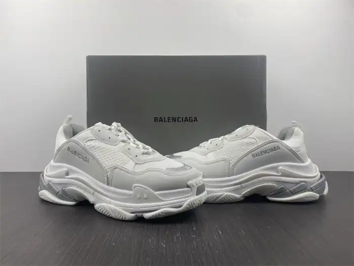 Rep LY BLCG TRIPLE S SNEAKER 536737 W2F54 1200