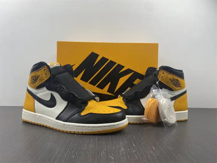 Bmlin Air Jordan 1 High OG Yellow Toe 555088-711