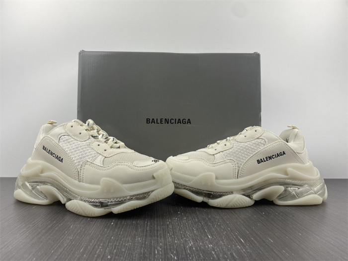 TB BLCG TRIPLE S SNEAKER 544351 W1GB6 0315