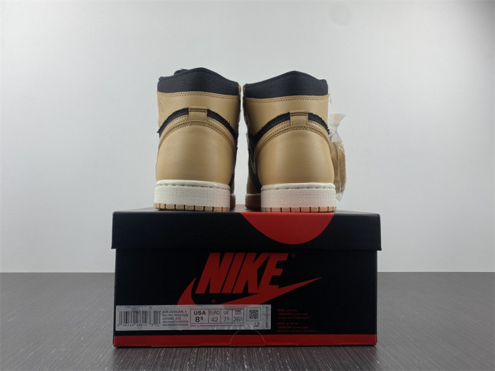 TB Air Jordan 1 High OG Heirloom 555088-202