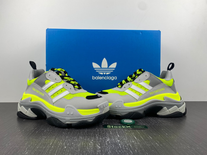 TB Adidas x BLCG TRIPLE S SNEAKER 712821 W2ZB5 7512