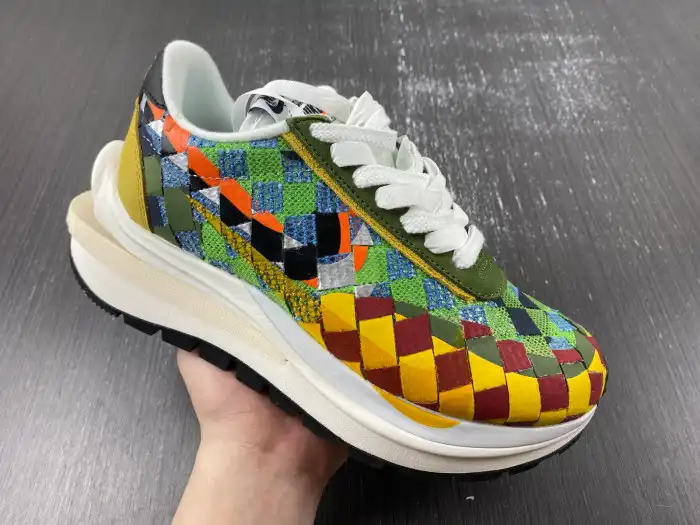 Cheap LY sacai x Nike Waffle Woven Green Gusto DR5209-300