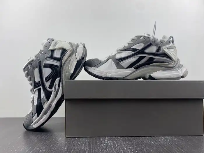 Rep LY BLCG RUNNER SNEAKER 772774 W3RNY 9012