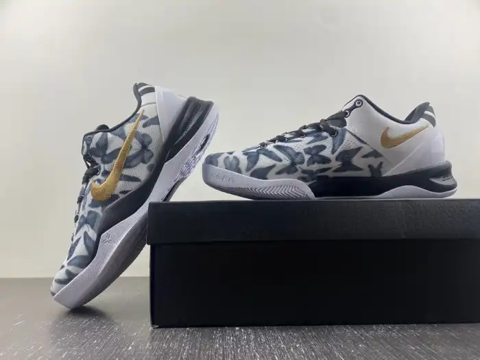 Rep Husky Nike Kobe 8 Protro FV6325-100