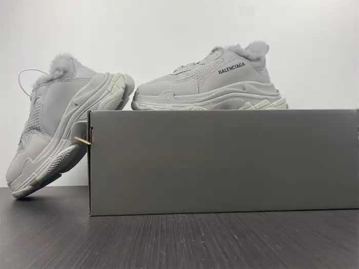 Cheap LY BLCG TRIPLE S SNEAKER 668563 W3CQ5 1210