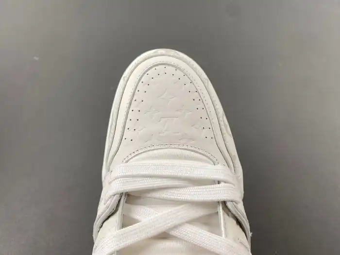 Rep LY LV TRAINER SNEAKER 24052404