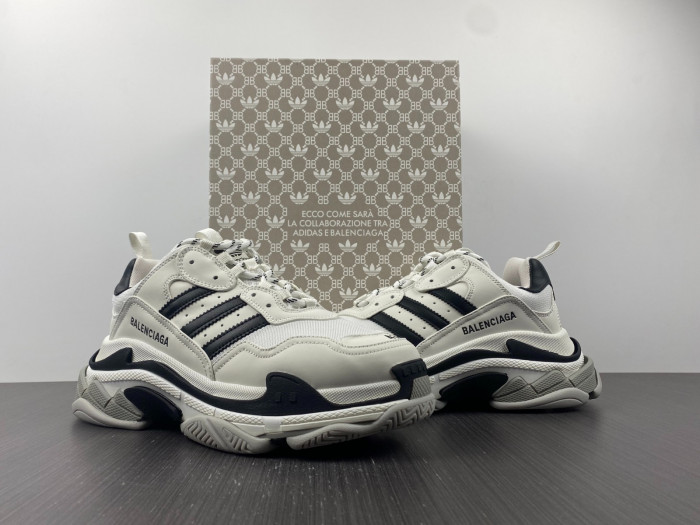 TB ADIDAS X BLCG TRIPLE S SNEAKER 710021 W3RN2 9016