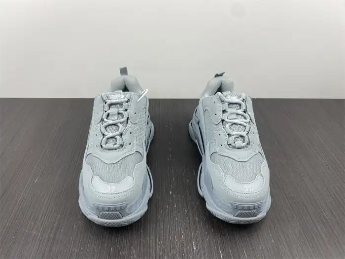 Reps LY BLCG TRIPLE S SNEAKER 524039 W2FW1 4700