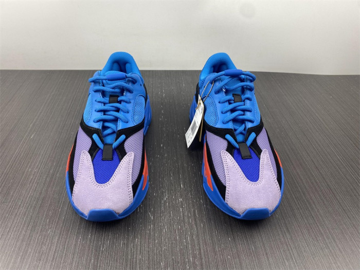 TB ADIDAS YEEZY BOOST 700 HI-RES BLUE HP6674