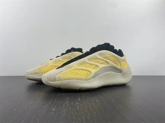 Kickmax Adidas Yeezy 700 V3 Mono Safflower HP5425