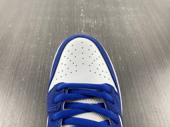 TB Nike SB Dunk Low Los Angeles Dodgers DO9395-400