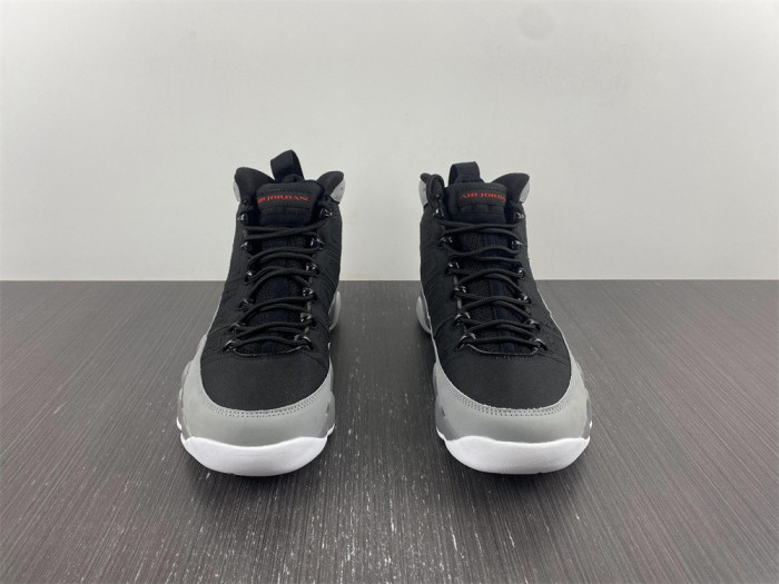 TB Jordan 9 Retro Particle Grey CT8019-060