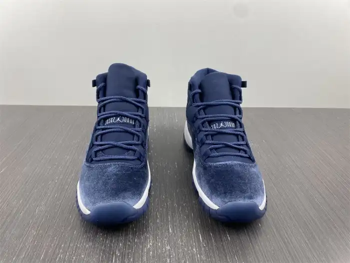 Cheap 【Free Shipping】 Air Jordan 11 Velvet WMNS Midnight Navy AR0715-441