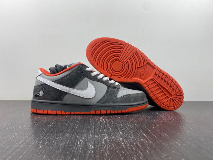 TB Nike SB Dunk Low Staple NYC Pigeon 304292-011