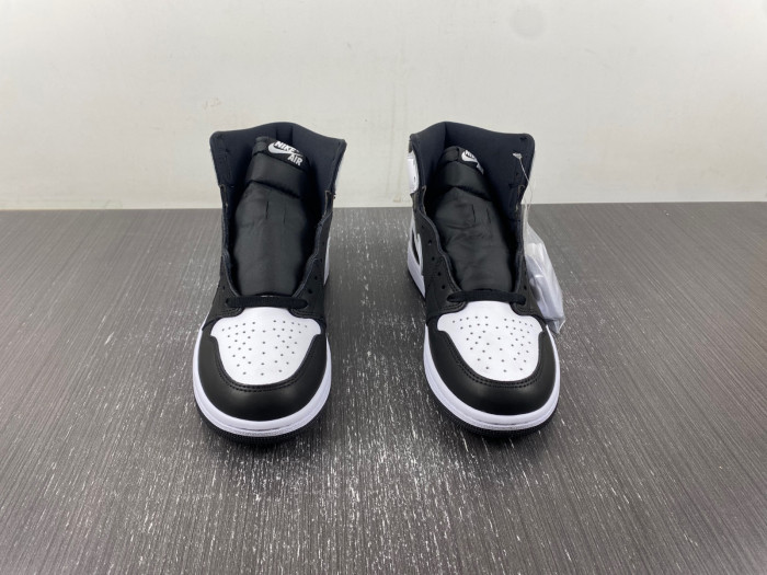 TB Air Jordan 1 High OG Reverse Panda DZ5485-010