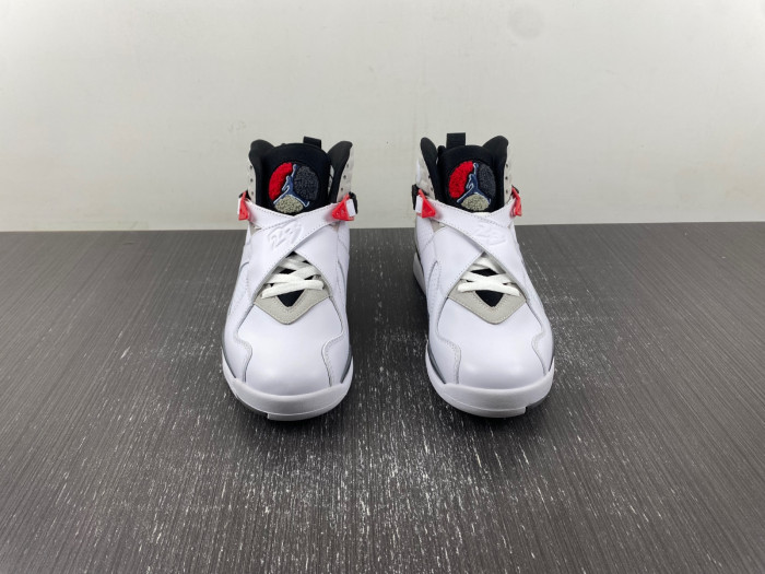 TB Air Jordan 8 Retro Bugs Bunny (2013) 305381-103