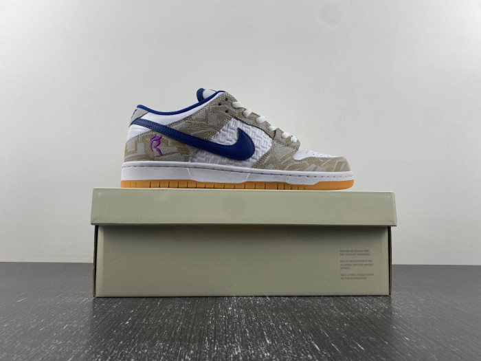 TB Rayssa Leal x Nike SB Dunk Low FZ5251-001