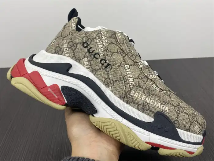 Cheap LY GUCC*BLCG TRIPLE S SNEAKER 681066 ULZ10 9795