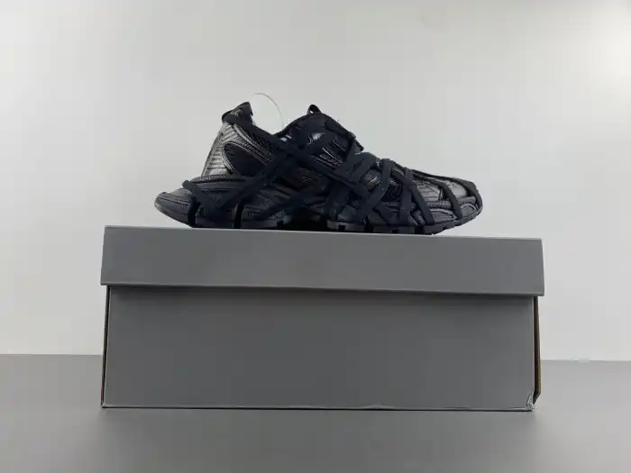 Cheap LY BLCG 3XL SNEAKER 778698 W3XLL 0125