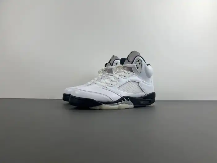 Cheap AIR JORDAN 5 RETRO 'WHITE BLACK' DD0587-110