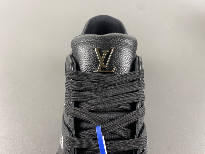 TB LV TRAINER SNEAKER 24121003