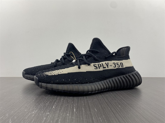 TB Adidas Yeezy Boost 350 V2 Core Black White BY1604