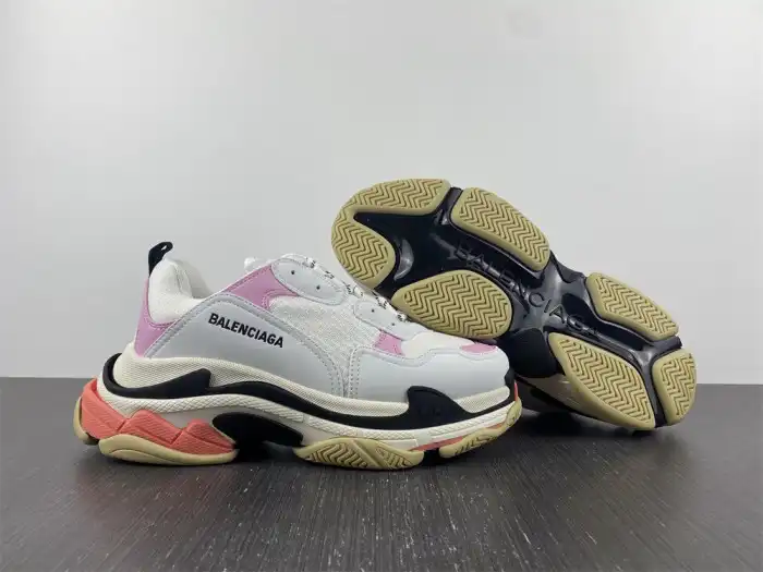 Cheap LY BLCG TRIPLE S SNEAKER 536737 WO90M 5691