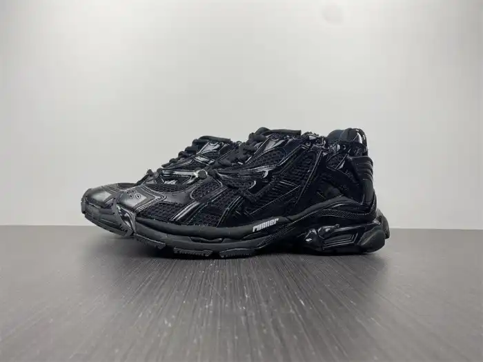 Affordable BLCG RUNNER SNEAKER 677403 W3RA9 1000