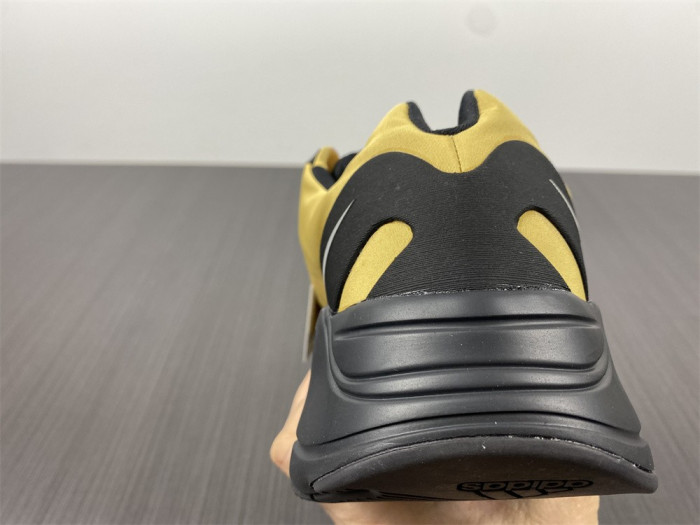 TB Yeezy Boost 700 MNVN 'Honey Flux' GZ0717