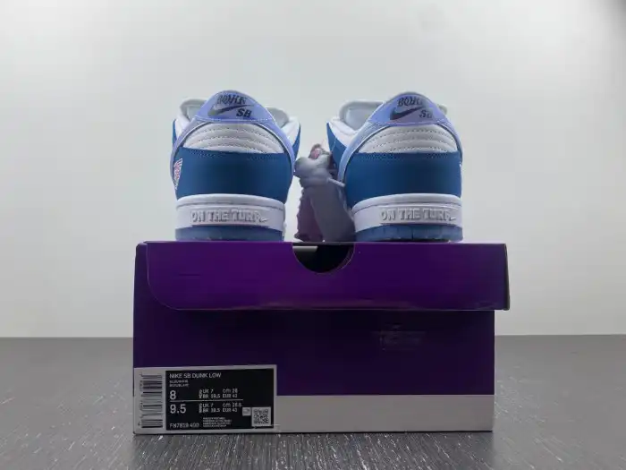 Reps LY Born x Raised x Nike SB Dunk Low FN7819-400